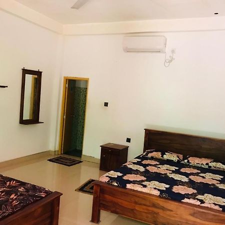 Punkalasa Tourist Lodge Anuradhapura Exteriör bild