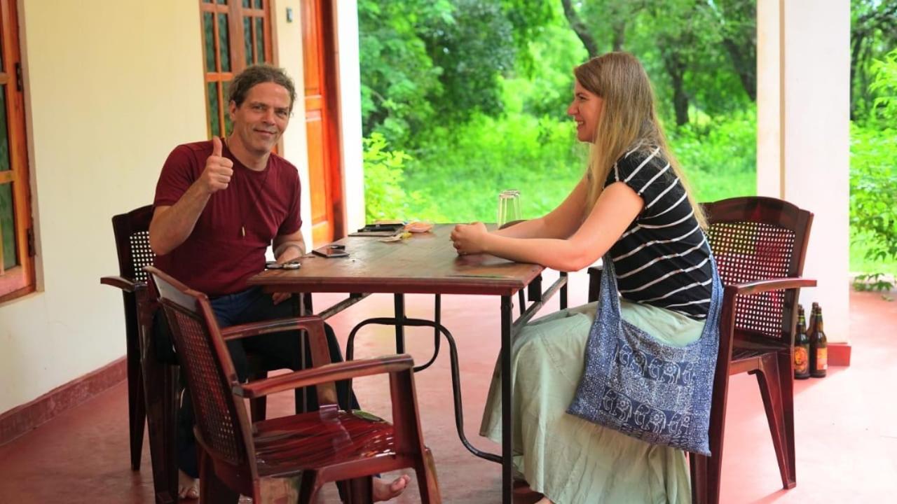 Punkalasa Tourist Lodge Anuradhapura Exteriör bild